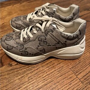 Gucci Beige and Brown Sneakers